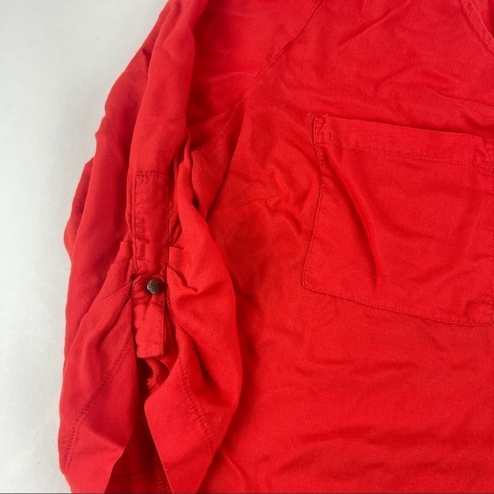 A Pea In The Pod Maternity Tshirt Womens Medium Red Scrunch Sleeve - Picture 4 of 7